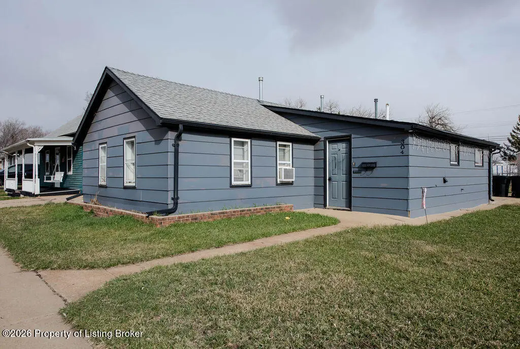 304 1st Street, Dickinson, ND 58601 - #1