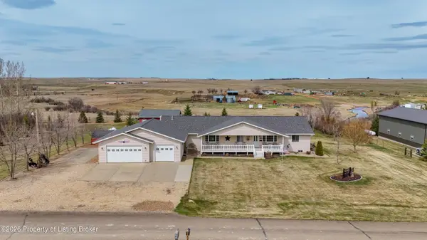 11541 36v Street, Dickinson, ND 58601