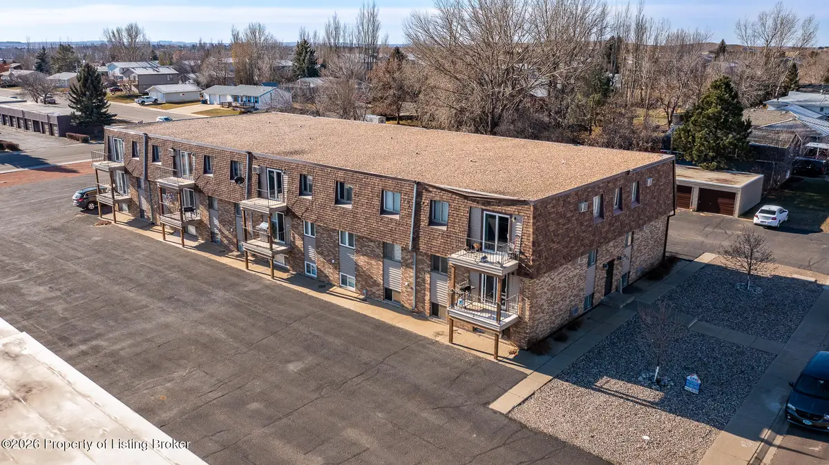 671 24th Street, Dickinson, ND 58601 - #1