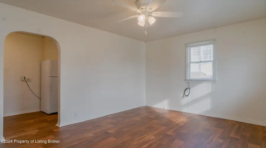 213 2nd Avenue, Dickinson, ND 58601 - #3