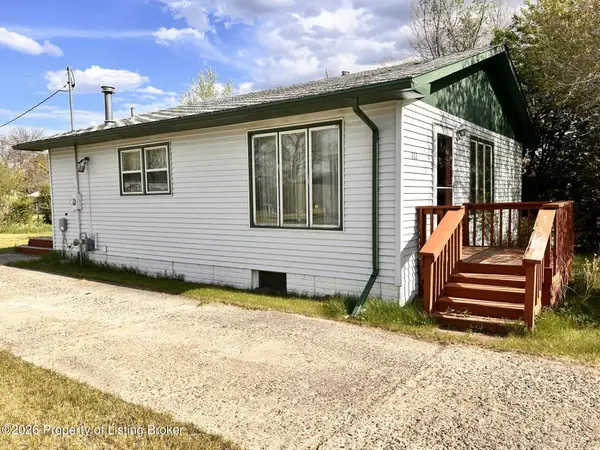 212 7th Avenue, Bowman, ND 58623