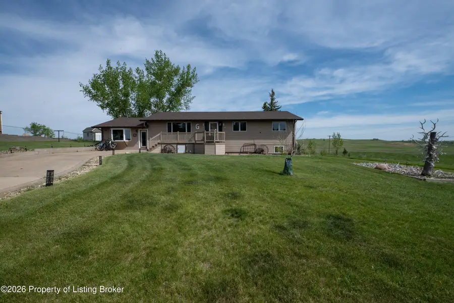 79 Lincoln Street, Killdeer, ND 58640 - #2