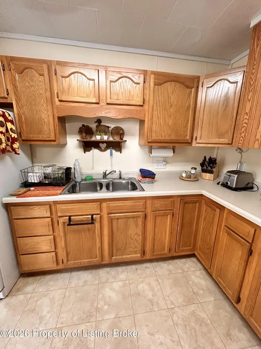 507 2nd Street, Bowman, ND 58623 - #3