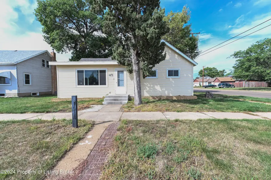 45 9th Avenue, Dickinson, ND 58601 - #2