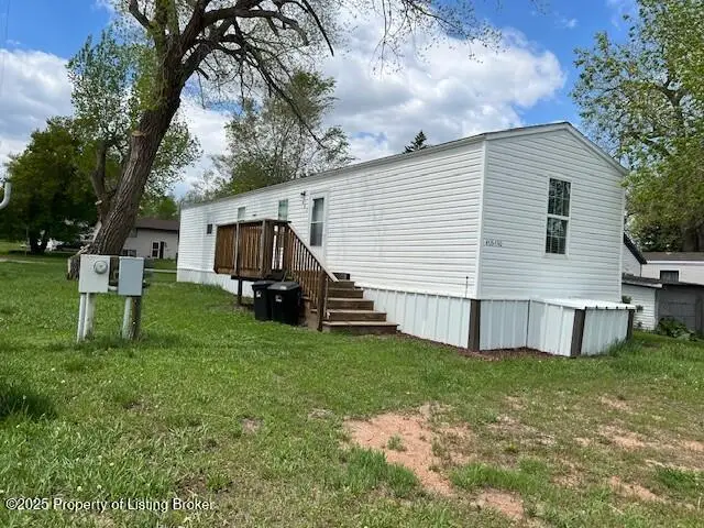 402 East Street, Hebron, ND 58638 - #1
