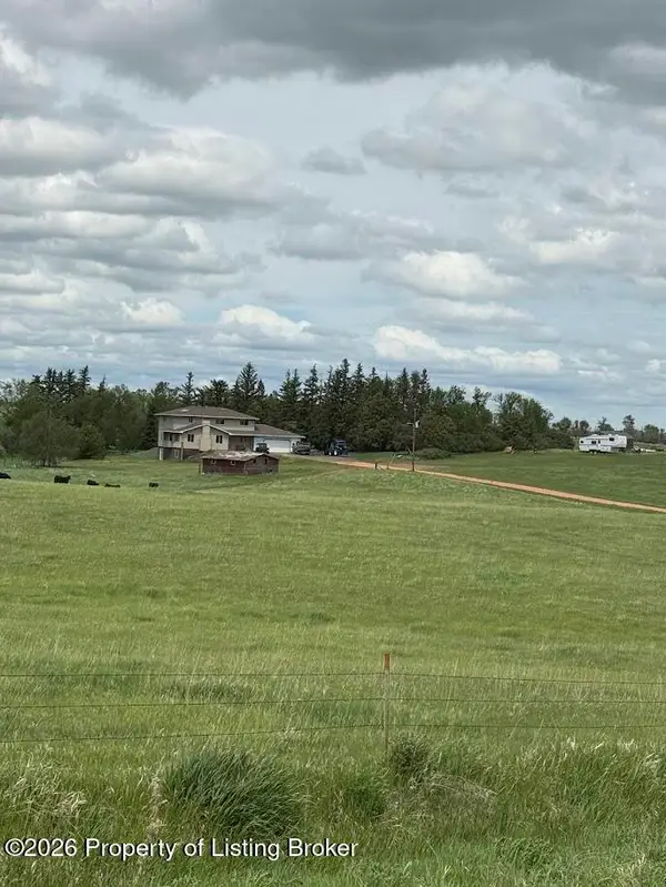 619 76th Avenue, Dodge, ND 58625