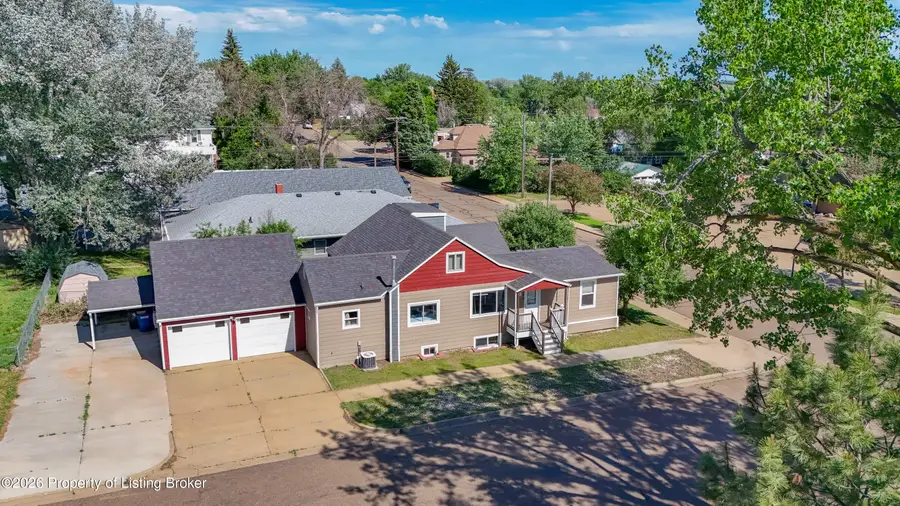 346 5th Street, Dickinson, ND 58601 - #2