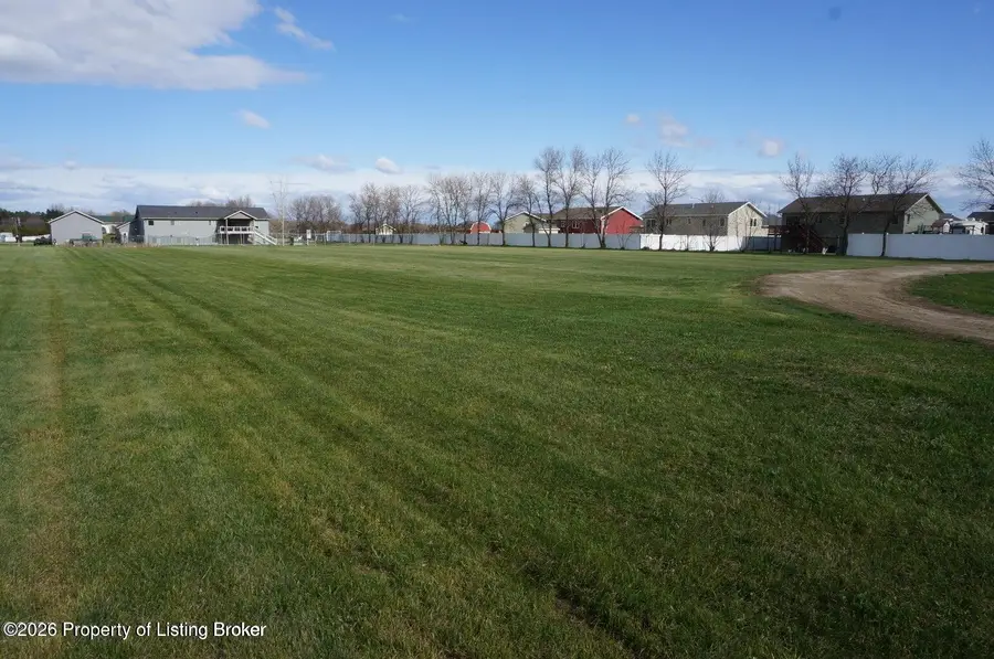 6th Avenue, Dickinson, ND 58601 - #2