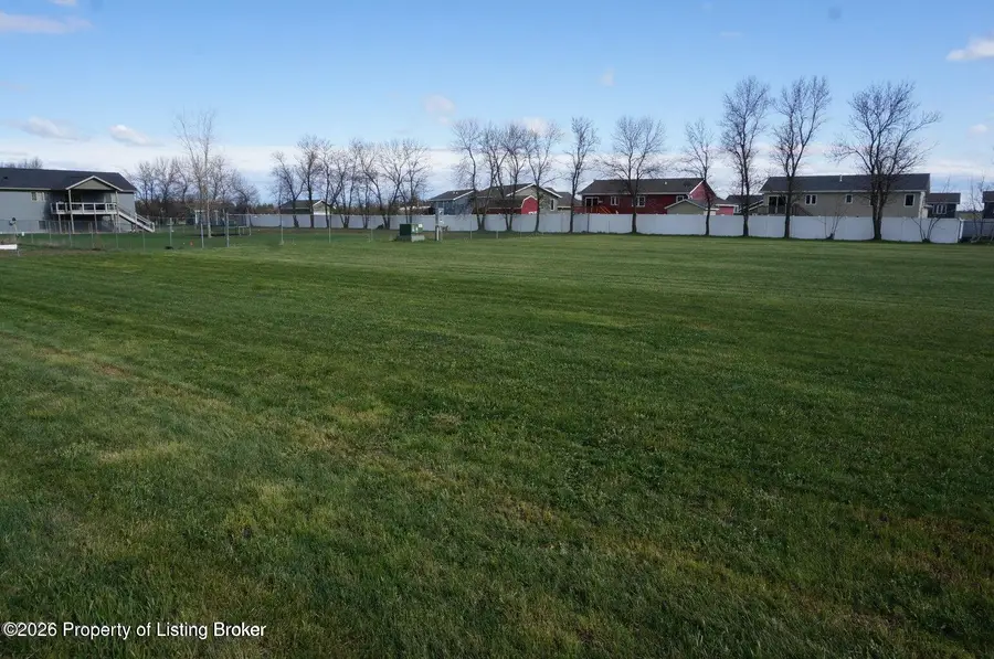6th Avenue, Dickinson, ND 58601 - #3