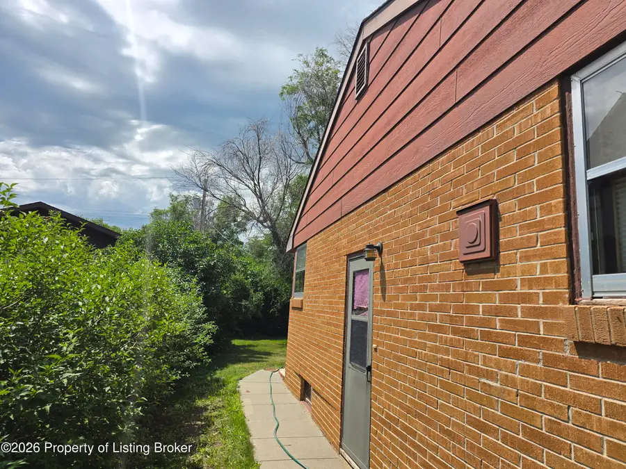707 2nd Avenue, Lemmon, SD 57638 - #2