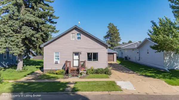 307 3rd Street, Richardton, ND 58652