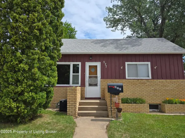 377 1st Avenue, Dickinson, ND 58601
