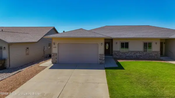 2483 Prairie Oak Drive, Dickinson, ND 58601
