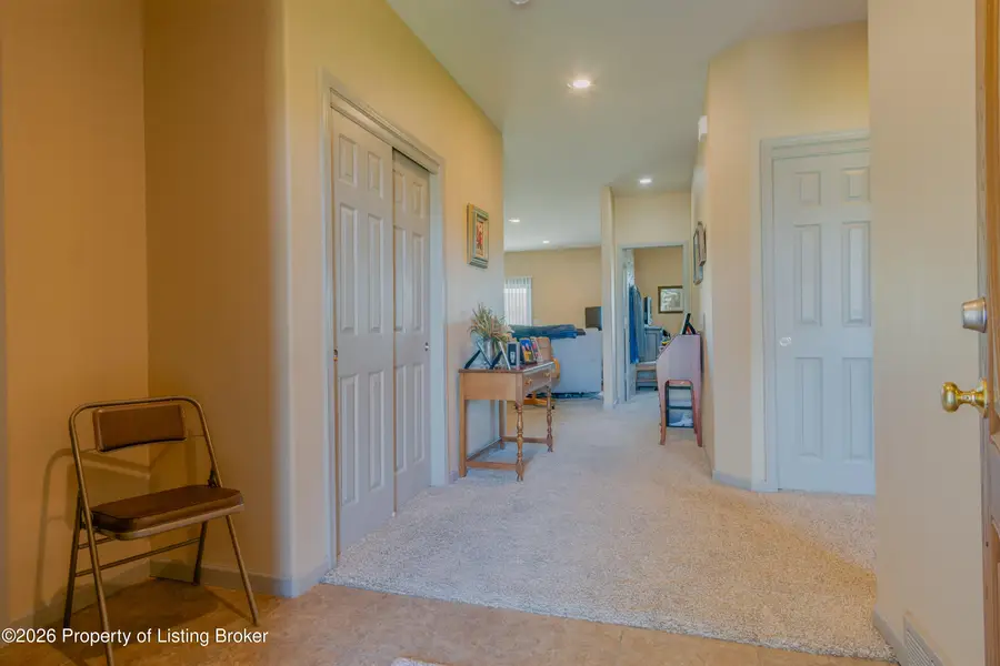 2483 Prairie Oak Drive, Dickinson, ND 58601 - #2