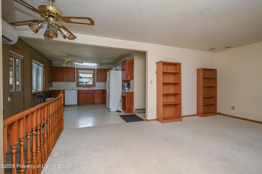 366 2nd Avenue, Killdeer, ND 58640 - #3