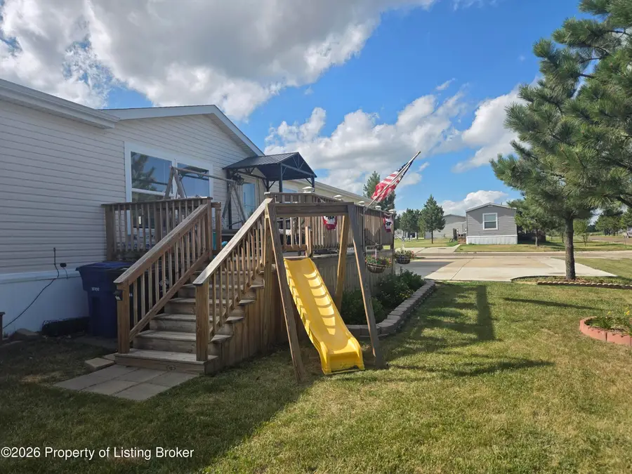 926 Sorrel Lane, Dickinson, ND 58601 - #2