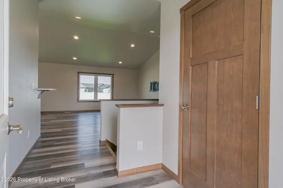 2066 Wahl Street, Dickinson, ND 58601 - #2