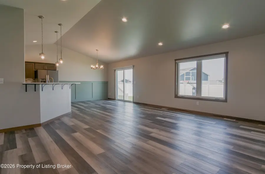 2066 Wahl Street, Dickinson, ND 58601 - #3