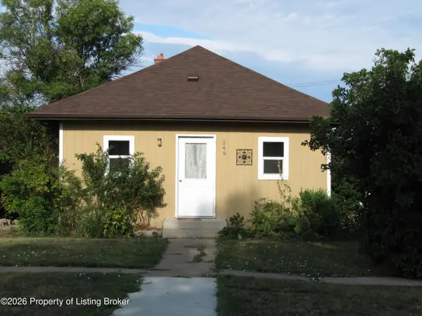 249 3rd Avenue, Beach, ND 58621