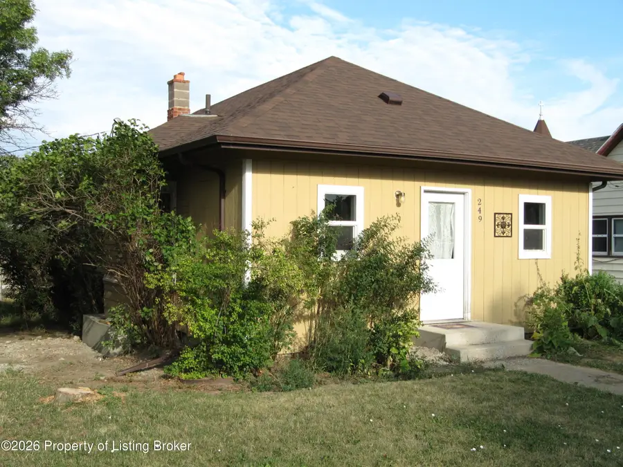 249 3rd Avenue, Beach, ND 58621 - #2