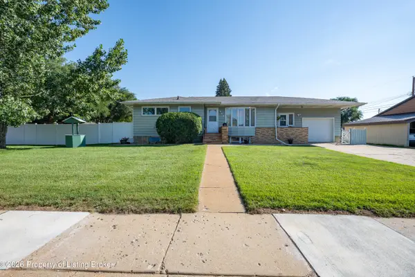 469 Custer Street, Dickinson, ND 58601