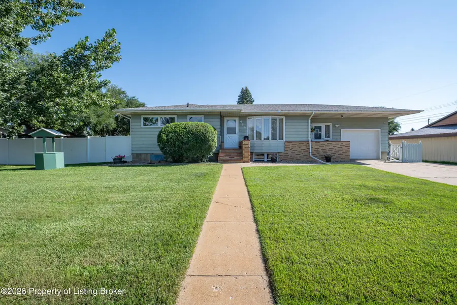 469 Custer Street, Dickinson, ND 58601 - #2
