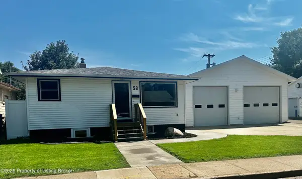 58 B Avenue, Dickinson, ND 58601
