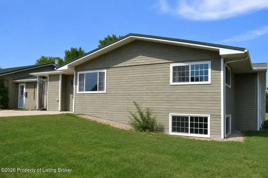 711 6th Avenue, Lemmon, SD 57638 - #3