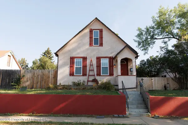 236 4th Street, Dickinson, ND 58601