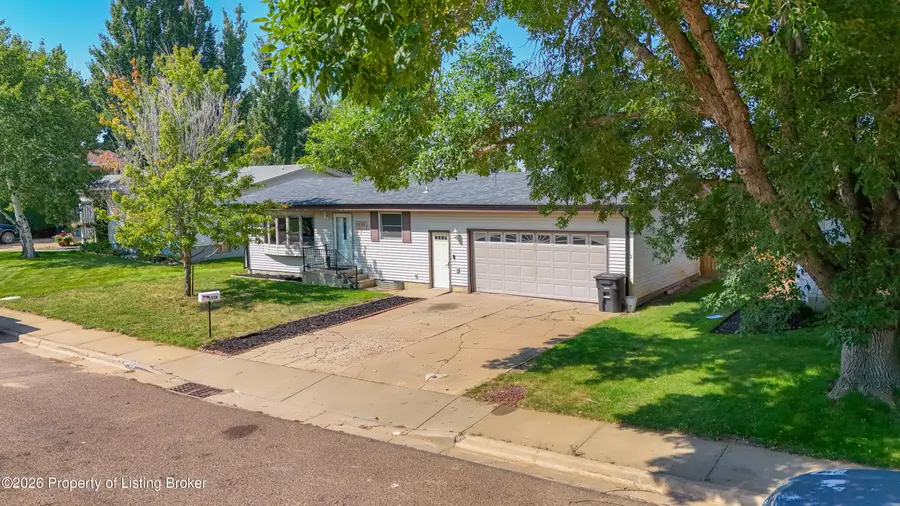 1538 13th Street, Dickinson, ND 58601 - #2
