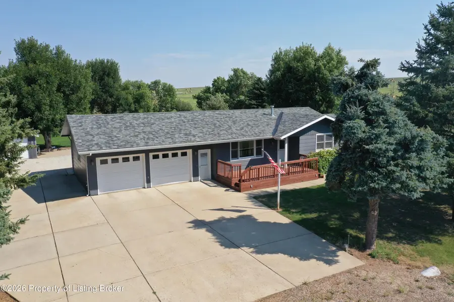 2153 Valentine Avenue, Dickinson, ND 58601 - #2