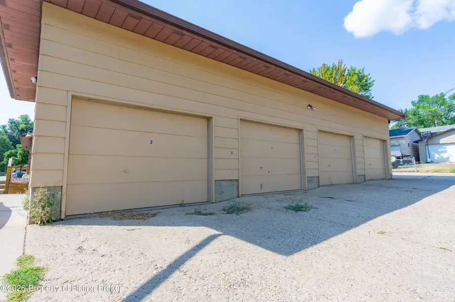 524 2nd Avenue, Dickinson, ND 58601 - #3