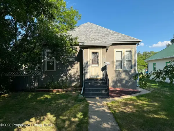 308 4th Avenue, Lemmon, SD 57638