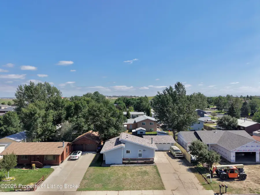 777 2nd Avenue, Dickinson, ND 58601 - #3