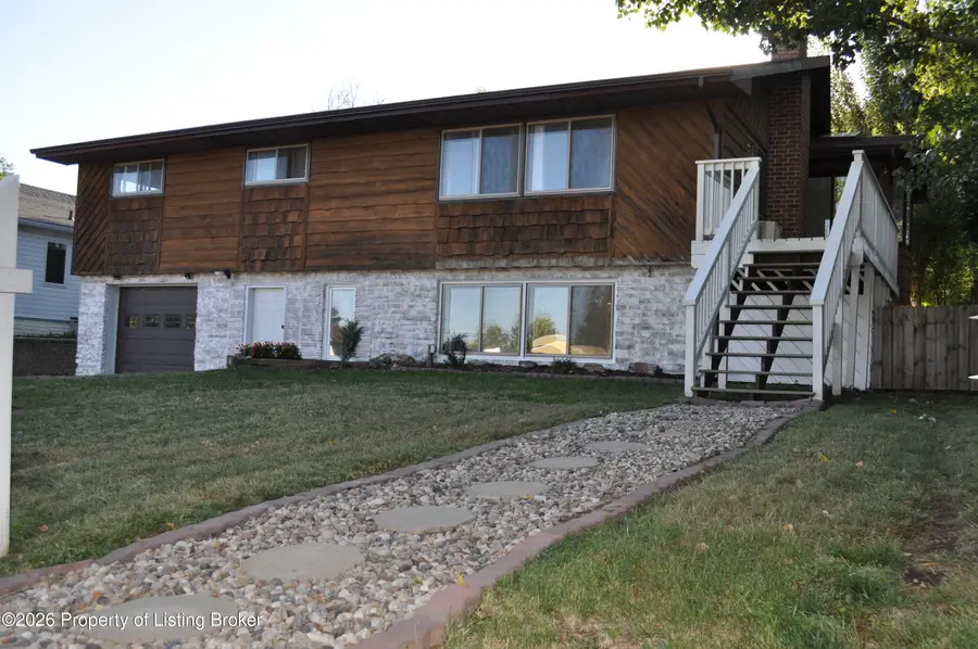 707 6th Avenue, Lemmon, SD 57638 - #2