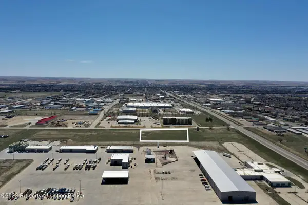 29th Street, Dickinson, ND 58601