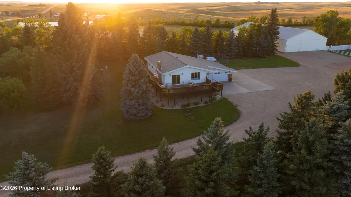 11741 Highway 10, Dickinson, ND 58601 - #1