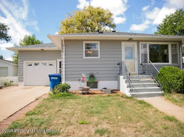 228 S Main Avenue, Dickinson, ND 58601