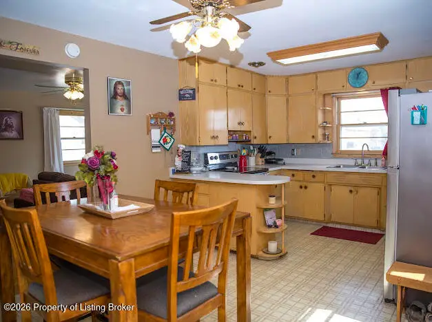 228 S Main Avenue, Dickinson, ND 58601 - #2