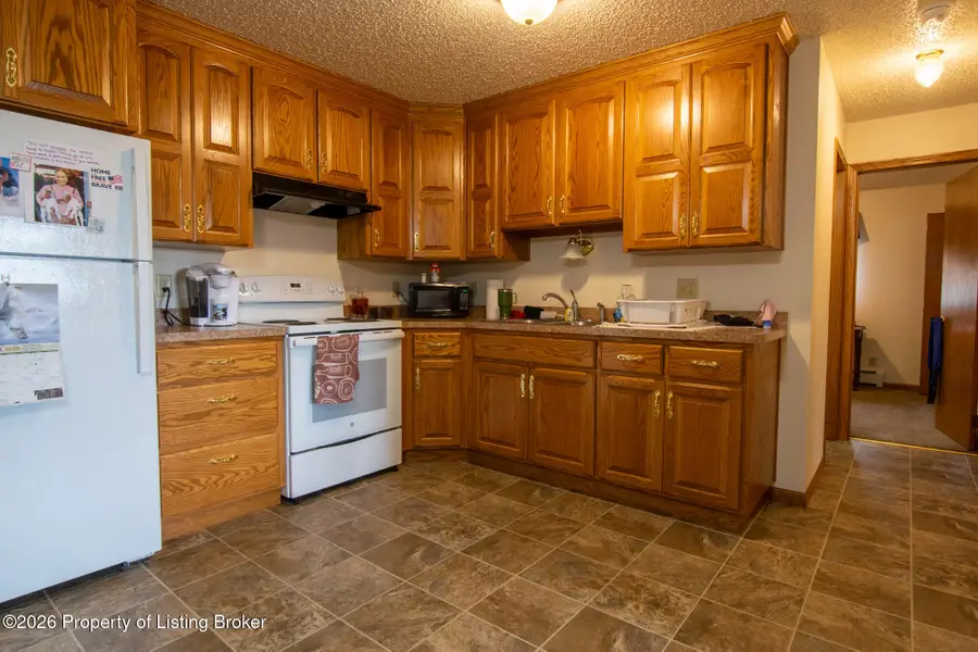 679 19th Street West #9, Dickinson, ND 58601 - #2