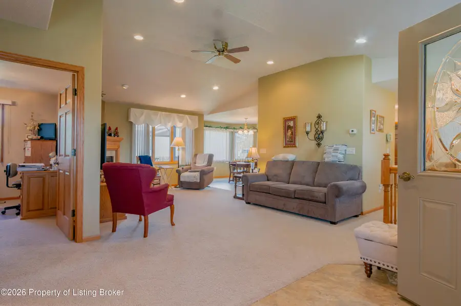 761 8th Avenue, Dickinson, ND 58601 - #3