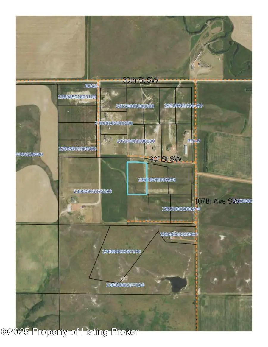 30f Street, Dickinson, ND 58601 - #2