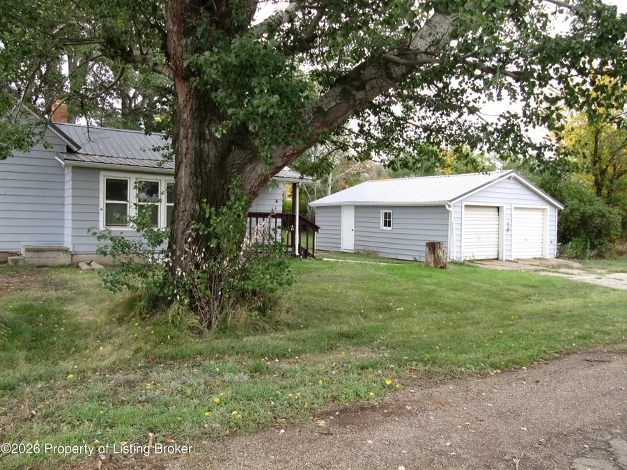 303 2nd Avenue, Wibaux, MT 59353 - #2
