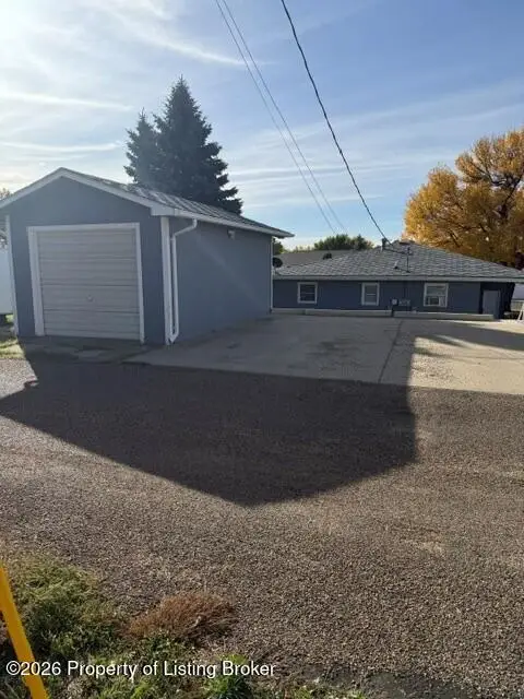 319 1st Street, Dickinson, ND 58601 - #2