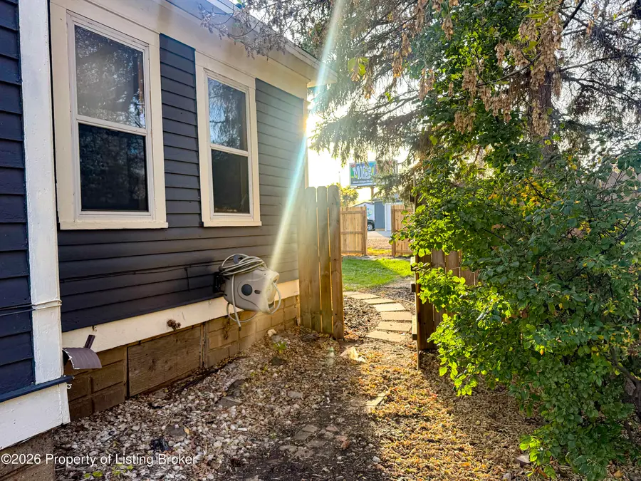 11 7th Avenue, Dickinson, ND 58601 - #3