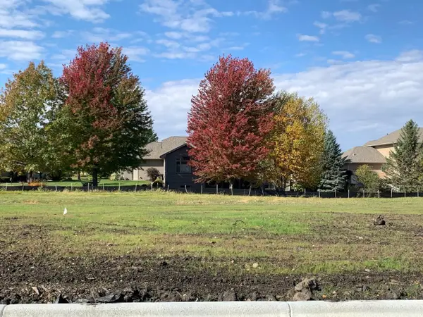 2180 NE Maple Leaf Lane Ne, Owatonna, MN 55060