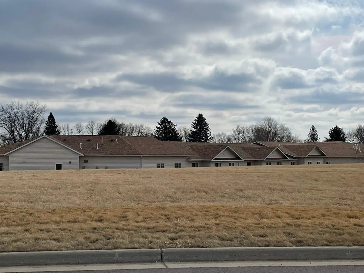 511 Hillcrest Street, Edgerton, MN 56128 - Image #1