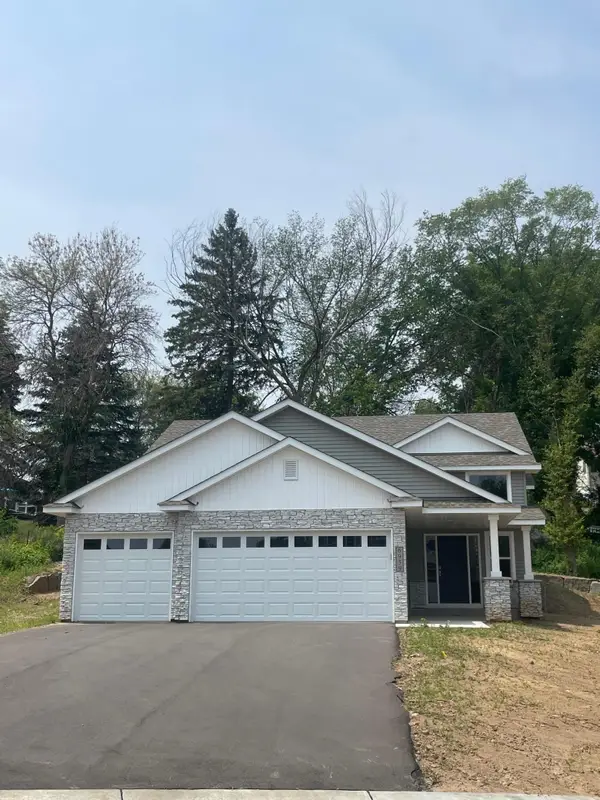 6959 Bovey Trail, Inver Grove Heights, MN 55076