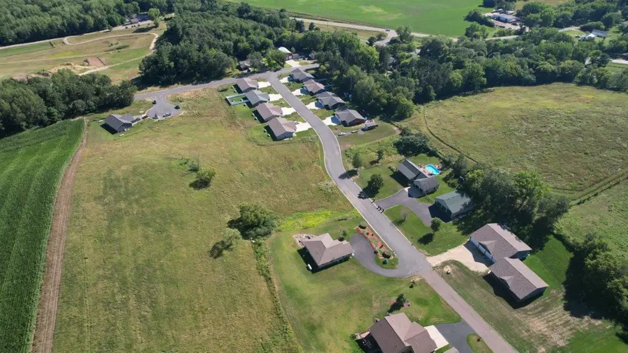 226 Amber View St, Menomonie, WI 54751 - Image #3