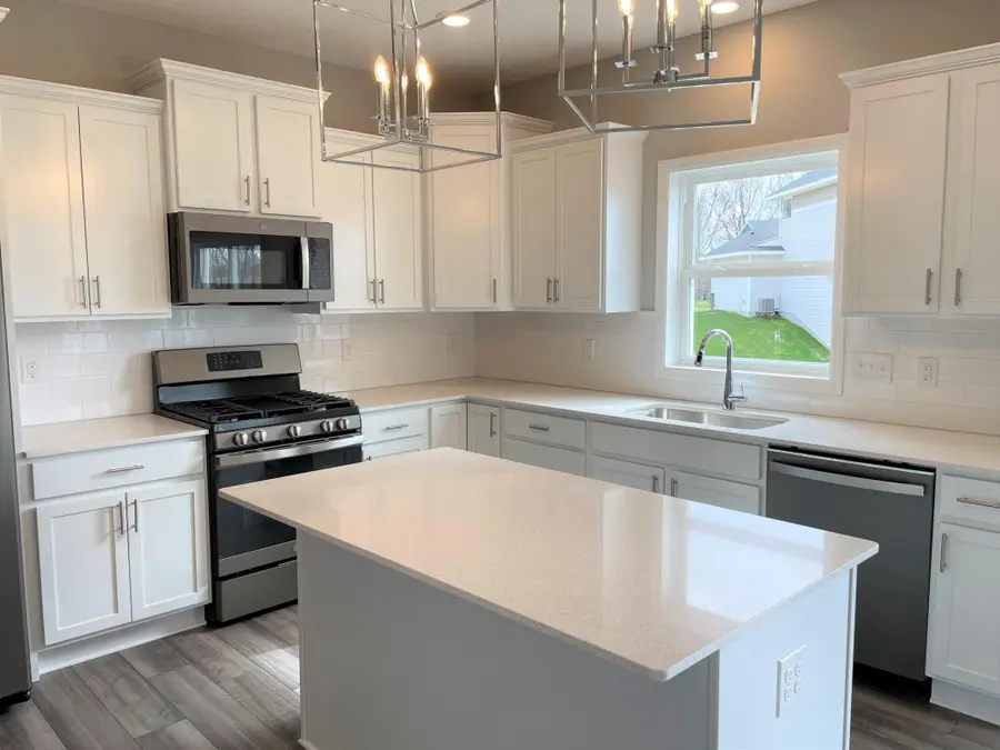 4722 Martingale Alcove, Woodbury, MN 55129 - Image #3